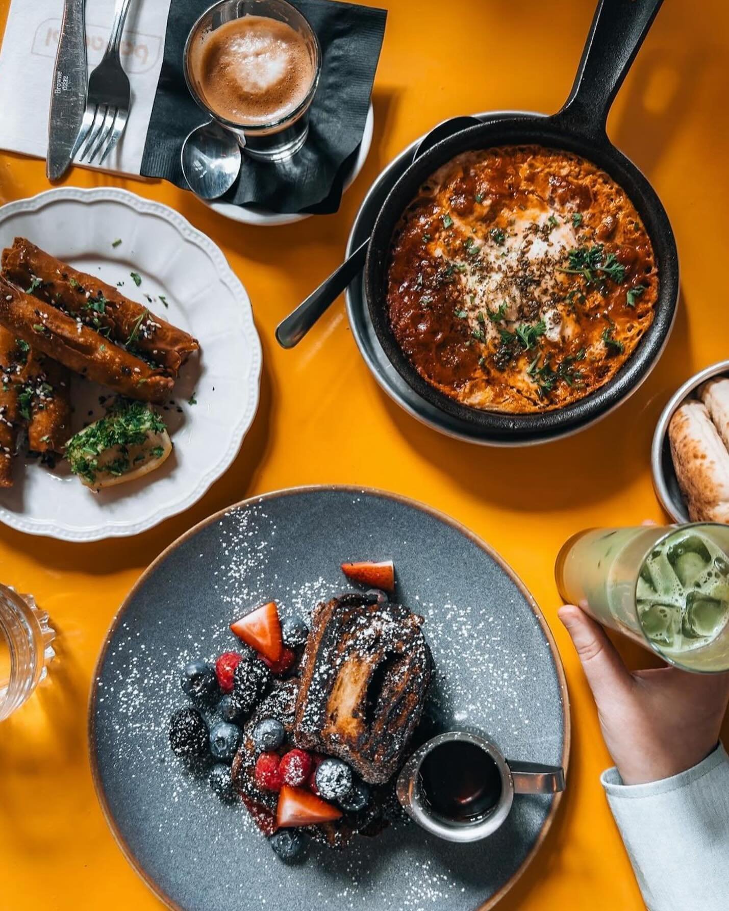 BABACOOL BRUNCH
Where breakfast and lunch become best friends.
📍Montreal
📍Centropolis
📸 : @thestorytellers_mtl